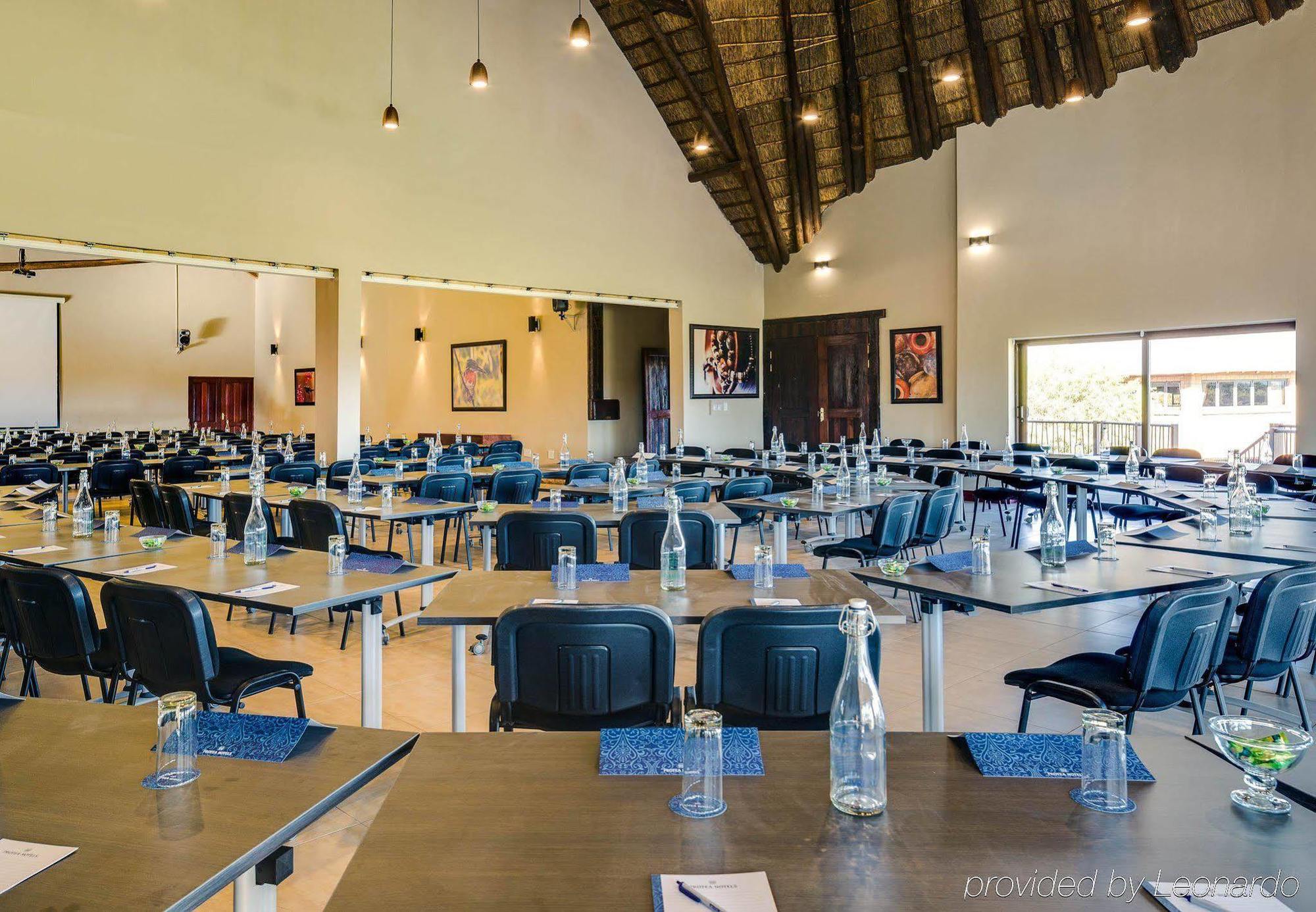 Protea By Marriott Zebula Lodge Ouklip Exterior photo